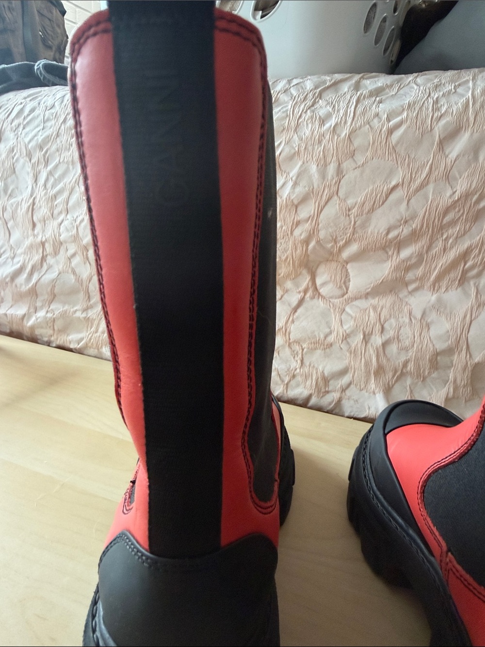 Ganni Red and Black Two-Tone Lug Chelsea Boots - Picture 4 of 6